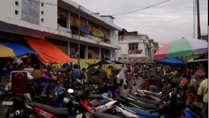Lalu Lintas Kendaraan di Pasar Lubuk Jambi Layak Dialihkan